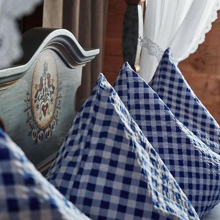 Nostalgie Bed & Breakfast Chraemerhus Curaglia Buitenkant foto
